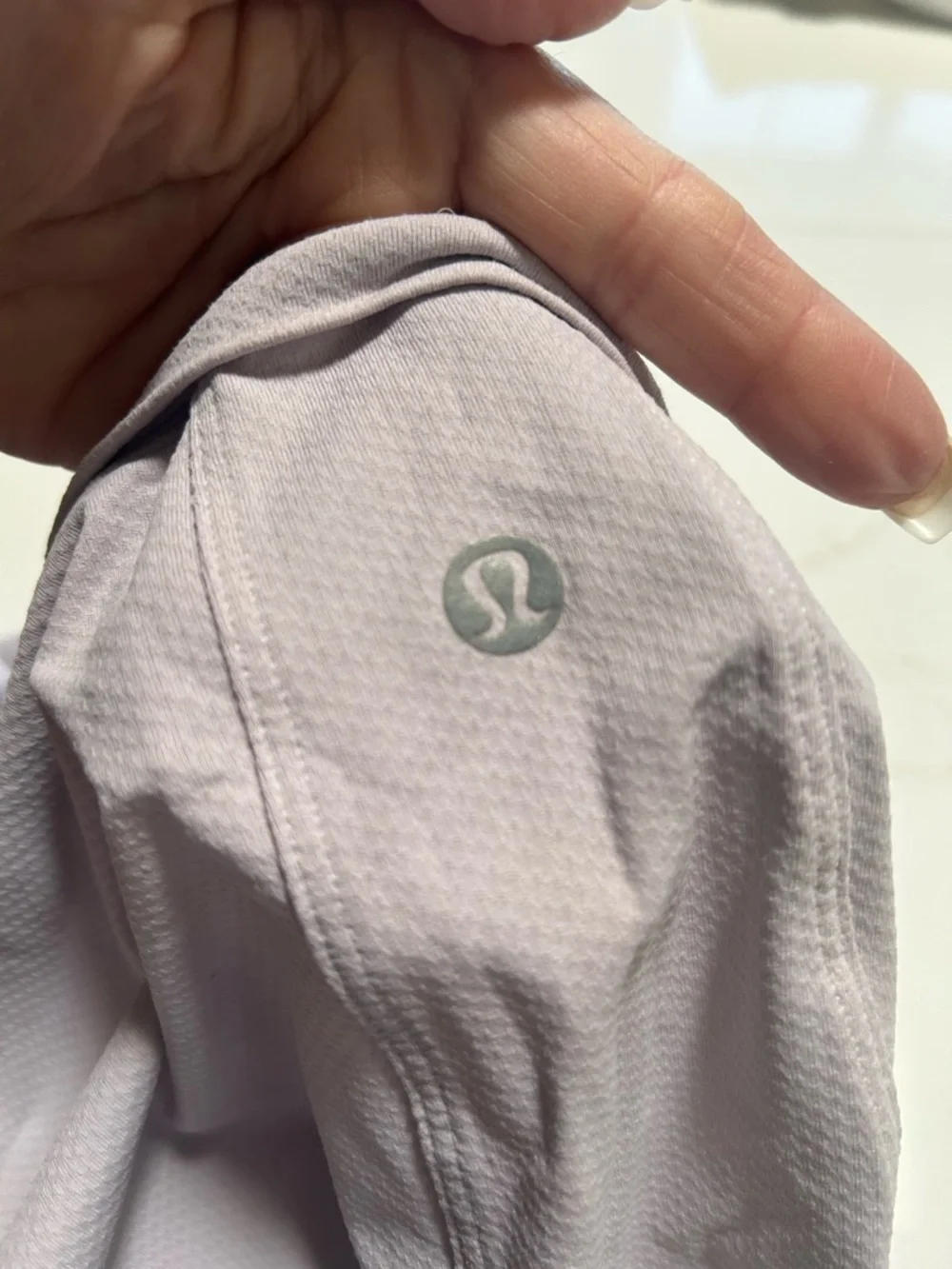 Lululemon Lightweight Long Sleeve Cropped Top - Picture 7 of 10